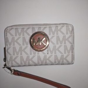 MK wallet